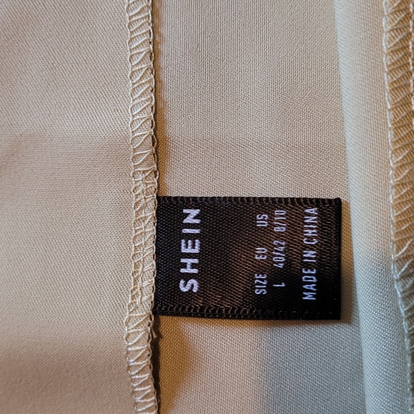 SheIn brand Kaki pleated skirt - Picture 2 of 3